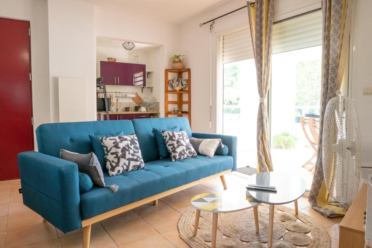 L'Ile Au Paon - Appartement T2 Avec Piscine Et Parking Les Abymes Eksteriør bilde